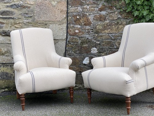 Pair stunning armchairs - of,