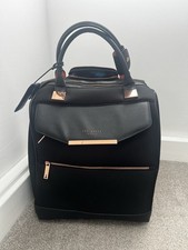 Ted Baker Albany Black Wheel