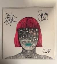 Feeder -Tallulah  12” White Vinyl Signed Autographed Signed By 3