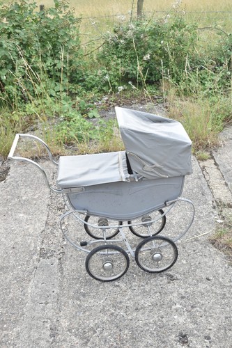 Vintage silver cross coach - silver,