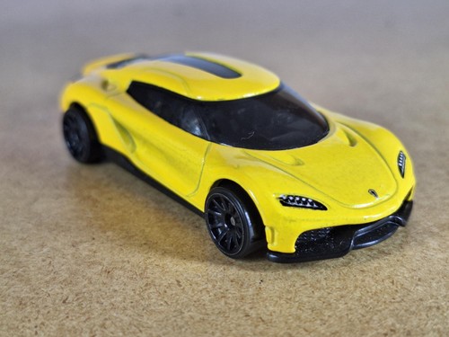 Hot wheels koenigsegg gemera - koenigsegg,