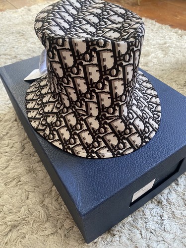 Dior teddy reversible bucket - dior,