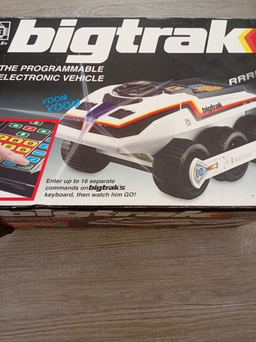 Bigtrak the programable - bigtrak,