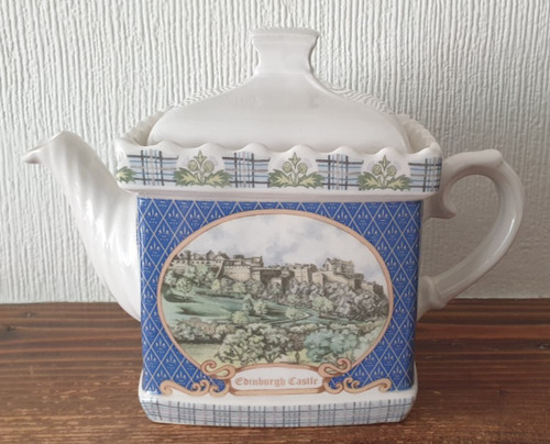 Vintage sadler castles - vintage,