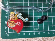 Hard Rock Cafe Pin Badge