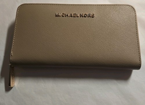 Biege purse new unused 8in - purse,