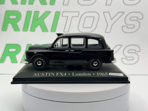 Austin fx4 taxi newsstand 43 - austin,
