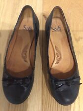 Sofft black leather shoes