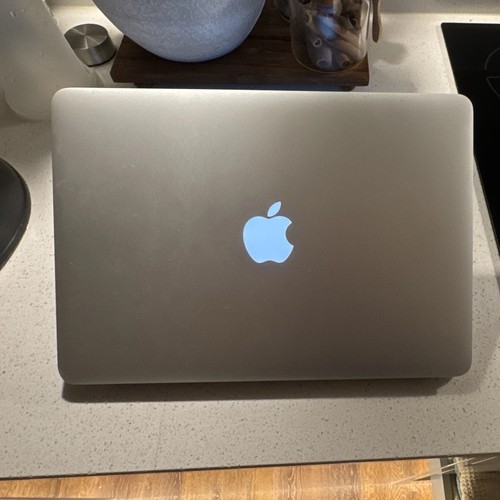 Apple macbook air 3in - macbook,