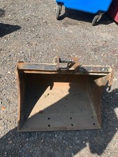 Whites 600mm / 2' excavator bucket 30mm pins..3 ton excavator..  £150+VAT