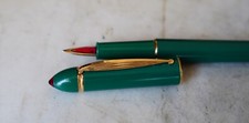 Very Beautiful Kenzo Fountain Pen In Green Resin & Gold - Red Cabochon
