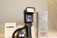 Cobra 700 AF flash (Minolta