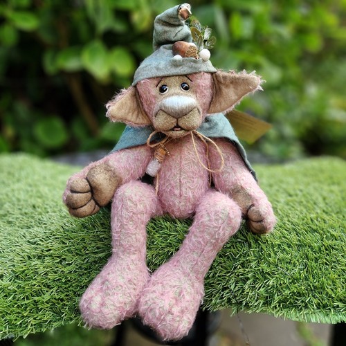 Thistlewink frostberry - frostberry, by