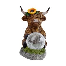 Highland Cow Statue with Solar