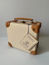 GLOBE TROTTER 9 Inch Mini