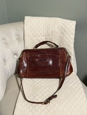 Vintage Oroton Gladstone-Style