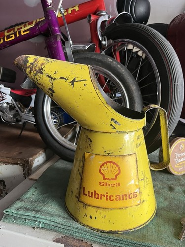 Shell half gallon oil - shell, jug