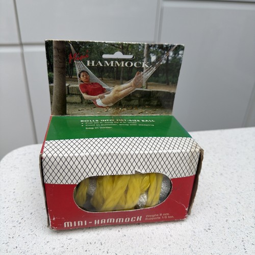 Mini hammock weighs 8oz - mini, |