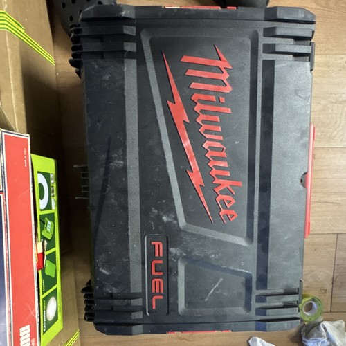 Milwaukee box - milwaukee,