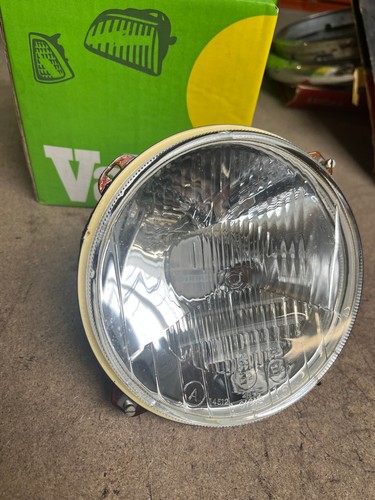 Renault r10 headlight - r6,