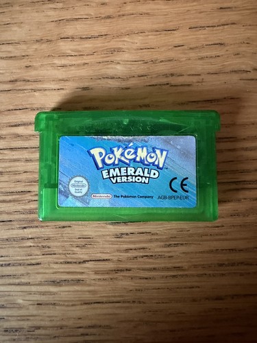 Nintendo pokémon emerald - pokémon,