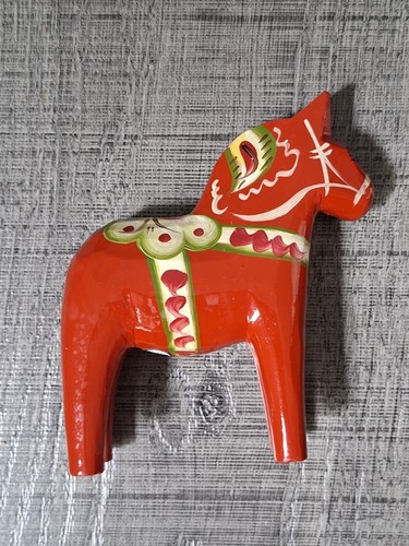 Swedish wooden dala - dala, 4"