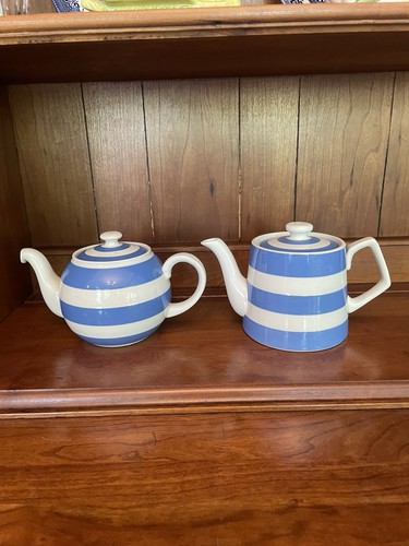 Two green cornishware - t, g
