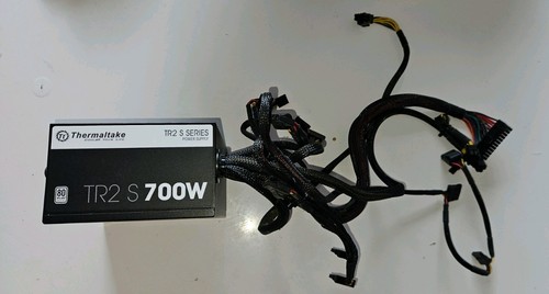 Thermaltake tr2 700w psu - s,