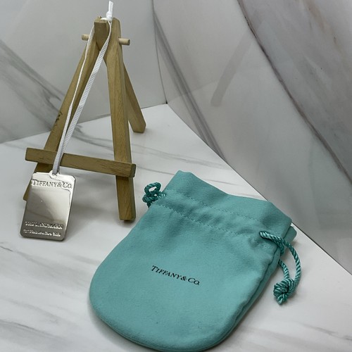 Tiffany the landmark - &,