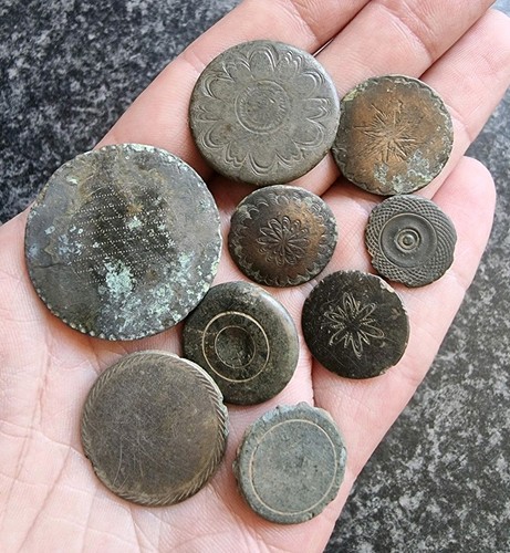 Antique georgian buttons - antique,