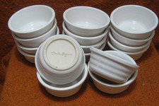 16x White Individual Ceramic