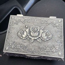 Silver Coulor Designed Trinket