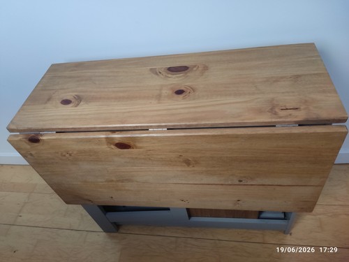 Wooden butterfly table with - , 4