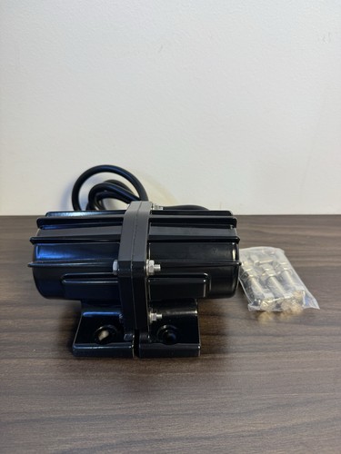 Salt sand spreader vibration - sand,