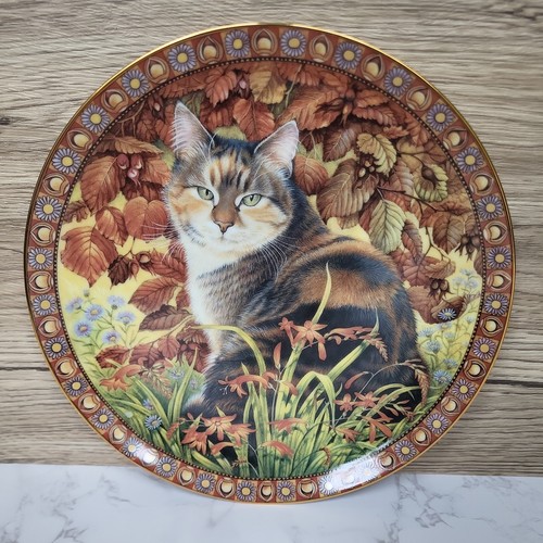 Lesley anne ivory danbury cat - lesley,