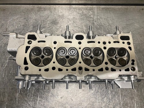 Reconditioned cylinder head - reconditioned,
