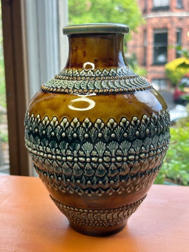 Royal doulton lambeth sandland - royal,