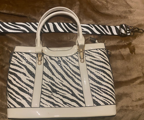 Zebra handbag wide 10 - zebra,