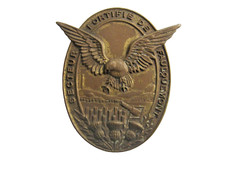 RARE INFANTRY INSIGNIA OF THE