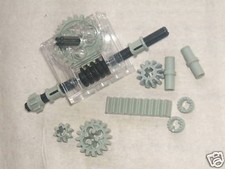 LEGO TECHNIC Clear / Transparent Worm Screw Gearbox Rack + Black Axles 6588