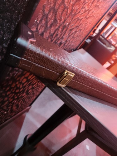 Luxury leather snooker cue - snooker,