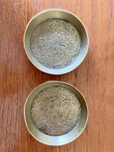 Two lovely small brass - lovely,