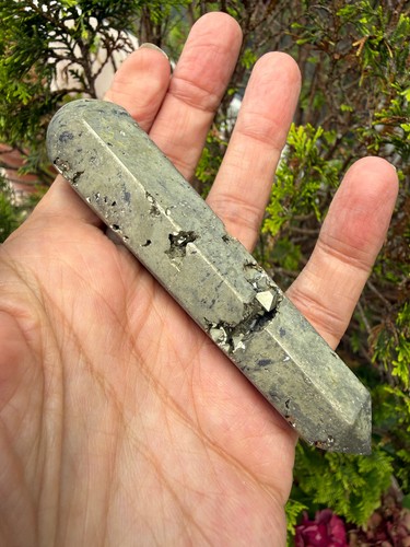 Pyrite crystal wand - crystal, good