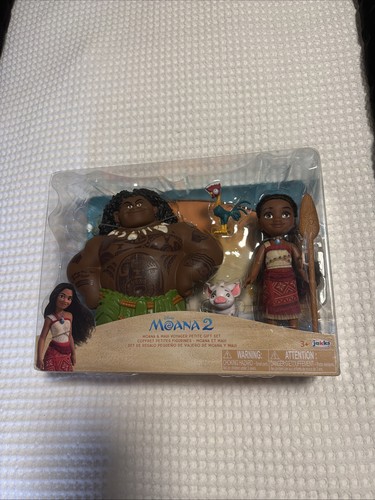 Moana disney doll - 2,