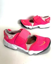 Ladies/Girls NIKE RIFT  pink Mesh lightweight Trainers Size UK 3.5 lovely Cond