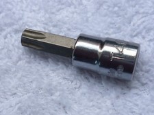 HALFORDS ADVANCED T40 SECURITY TORX SOCKET, 1/4" DRIVE, NEW.