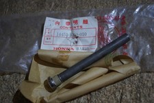 HONDA GENUINE XR200R XL250R XR250R VALVE TRAIN ROCKER ARM SHAFT  14451-KK0-010