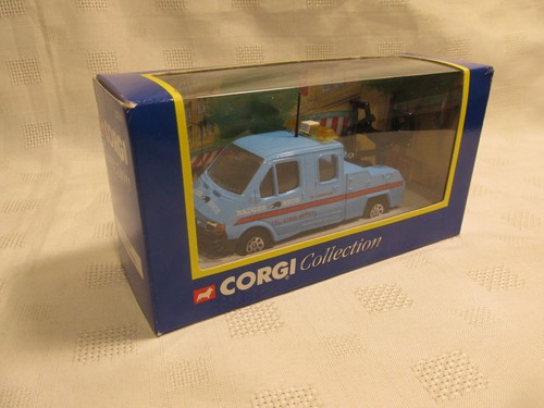 Corgi ford transit - corgi~ford,