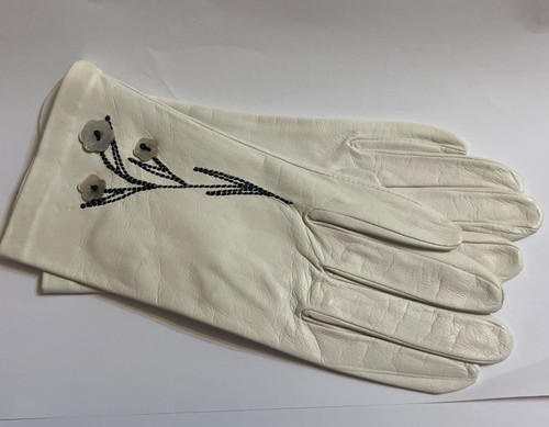 Dents fine cream leather - fine,