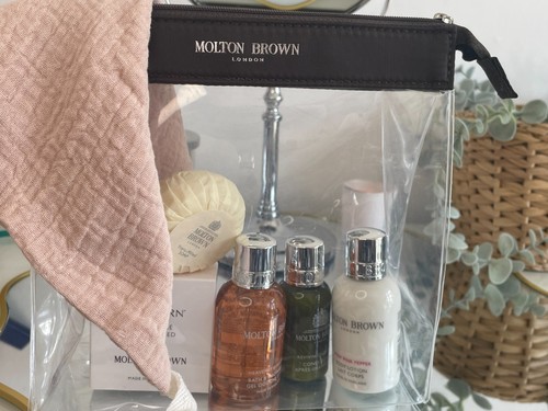 Gift set molton brown - |,